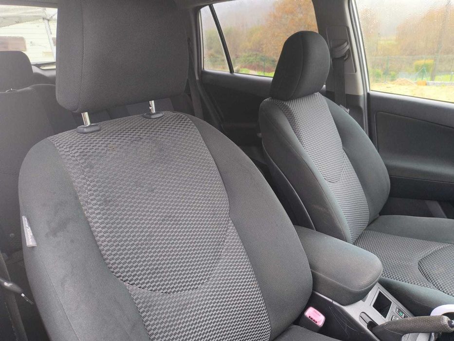 Toyota Inglês 2010-4.000€