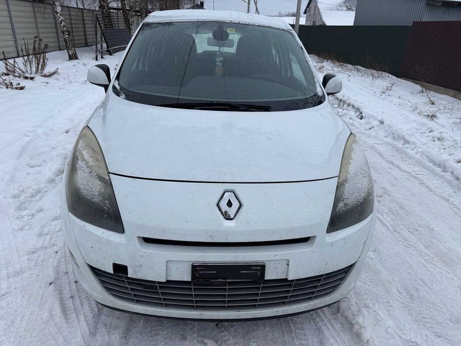 Бампер Renault Scenic 3 Передний ЦВЕТ OV369  В наличии