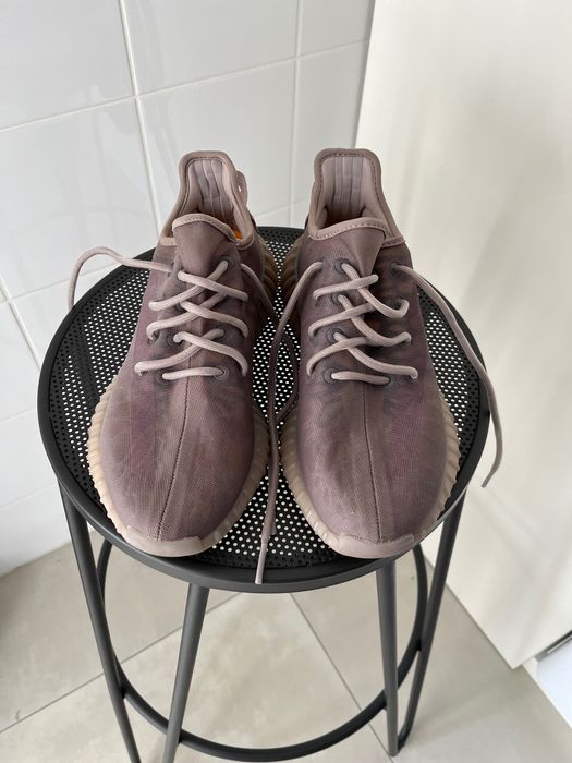 Adidas yeezy boost 350 v2 mono mist - tamanho 42 2/3