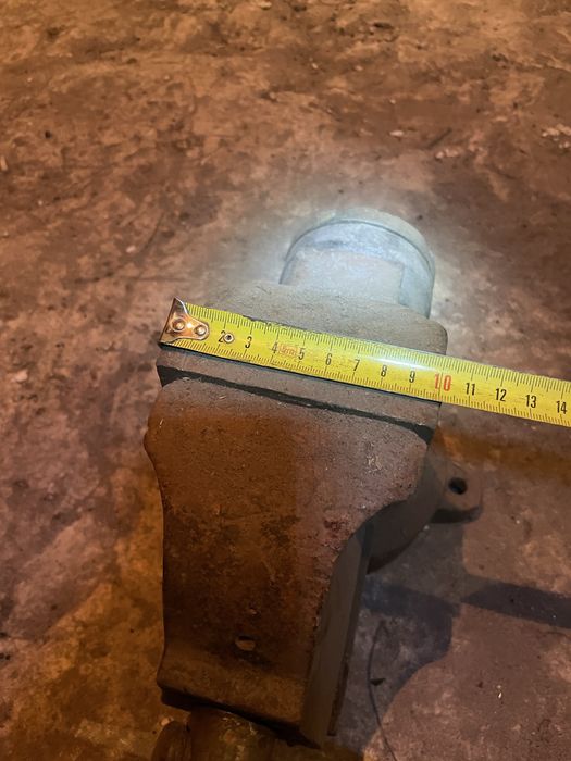 Продам тиски губки 10см