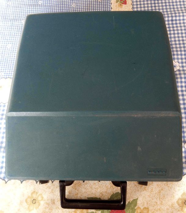 Máquinas de escrever antigas para decoração