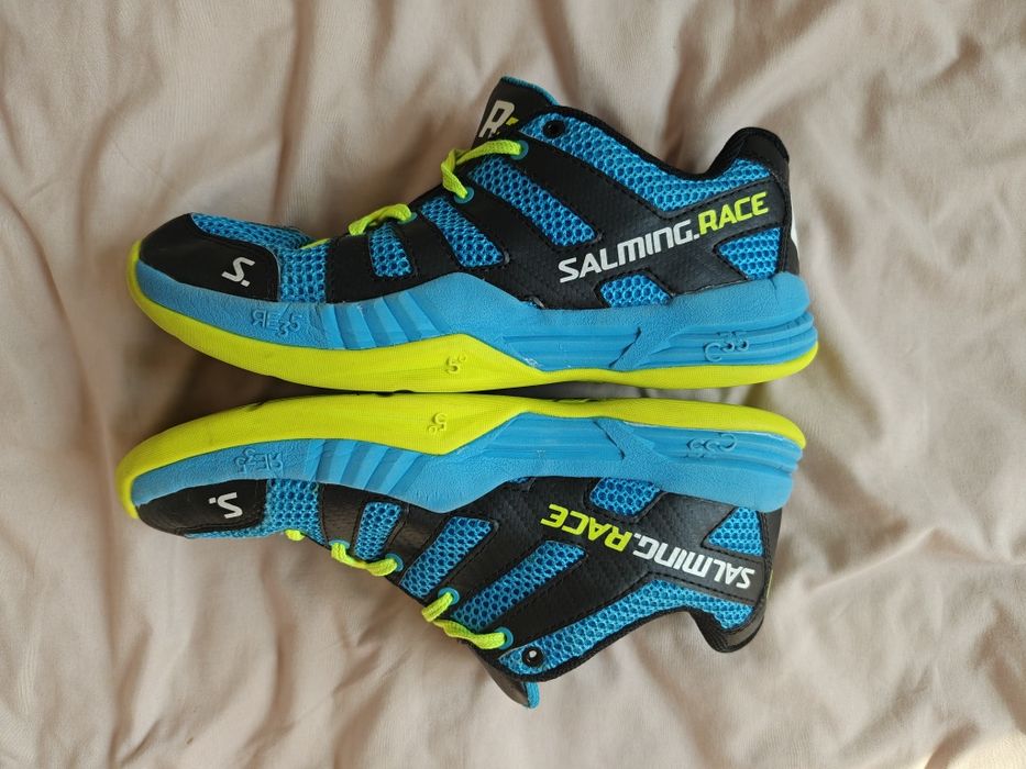 Buty sportowe Race R3 halowe halówki 39 siatkówka