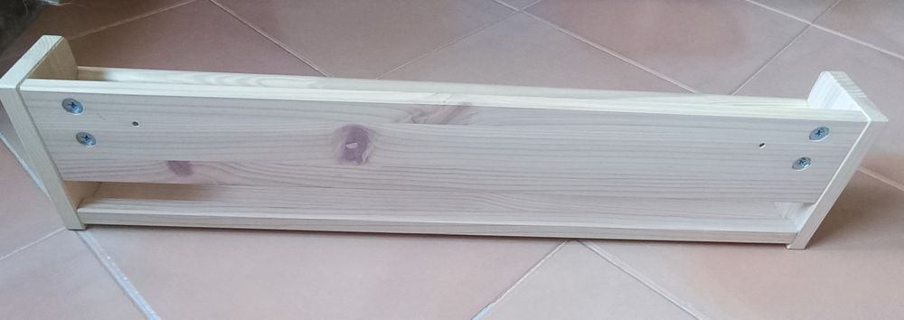 Prateleira Flisat IKEA