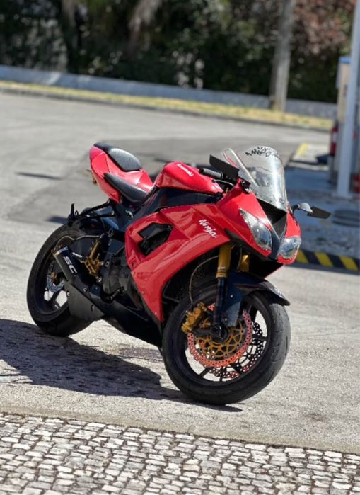 Kawazaki Zx10r 2010