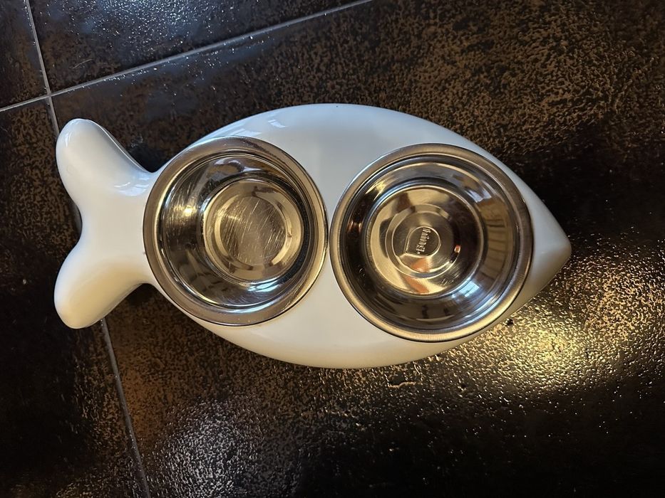 Продам стильную новую керамическую мисочку для котов