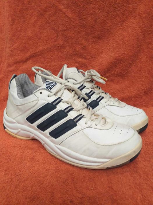 Vintage Adidas Sneaker