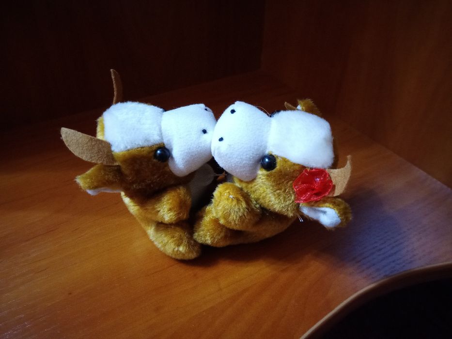 Брелок -іграшка "корівка"