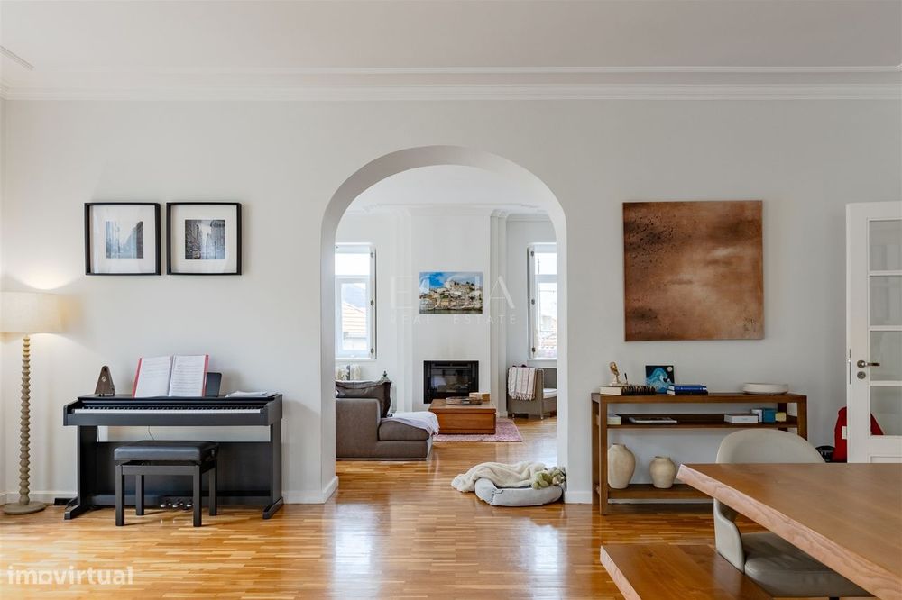 Apartamento T4 na Foz Velha a 150 metros do mar