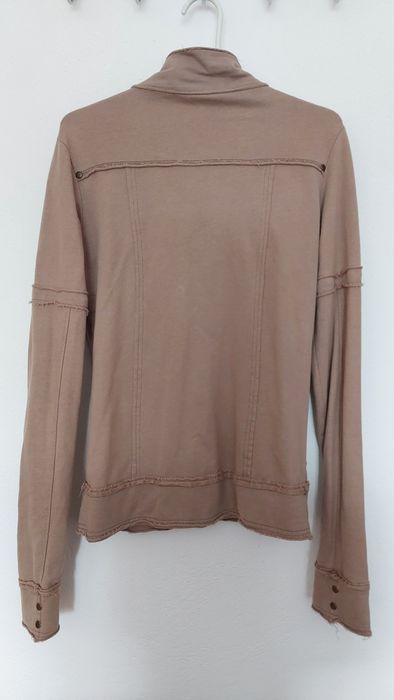 Casaco castanho claro