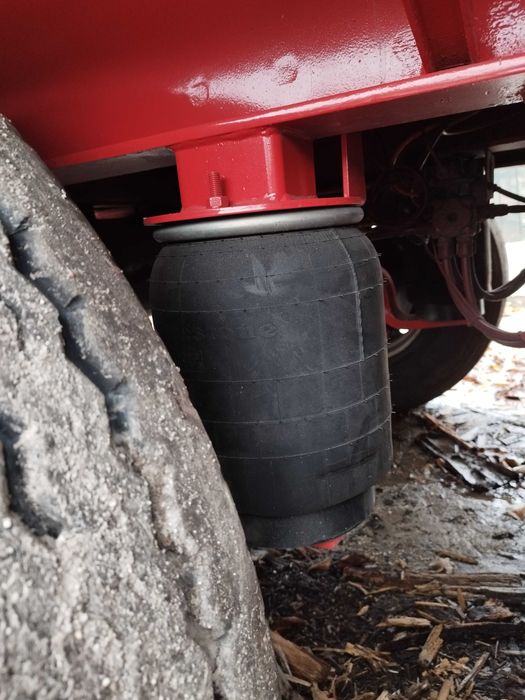 Reboque 5 estivas/porta contentores