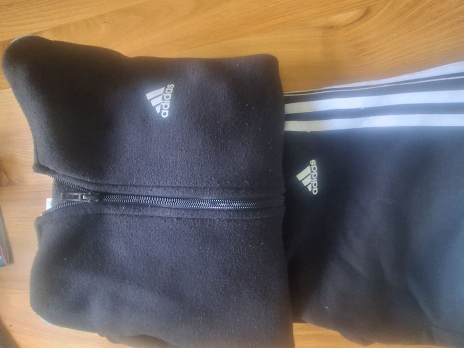 Orginalny komplet dresowy adidas