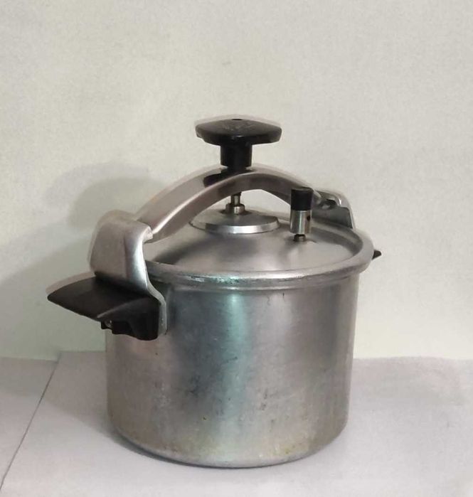 Panela de Pressão Silampos