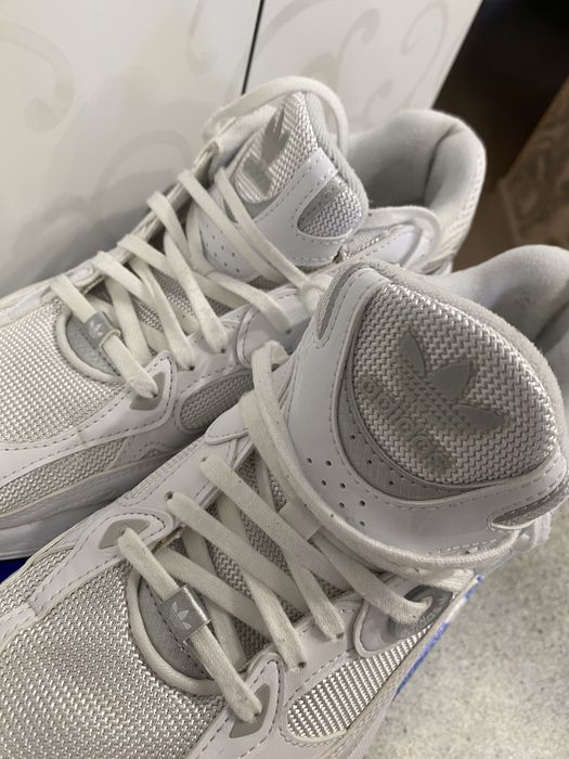 Кросівки Adidas Astir,42,5 розмір,в/с