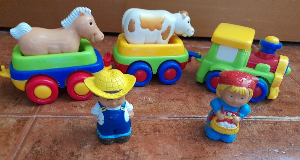 Comboio com animais da quinta 3+