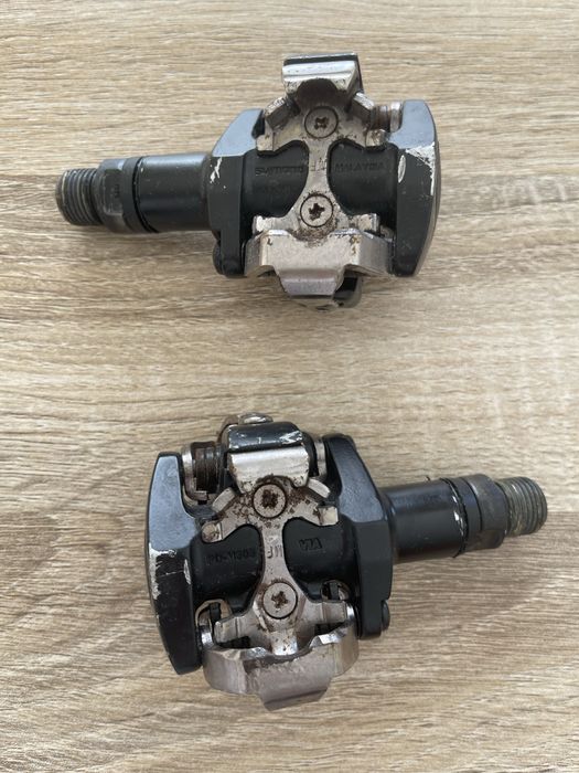 Pedais de encaixe shimano