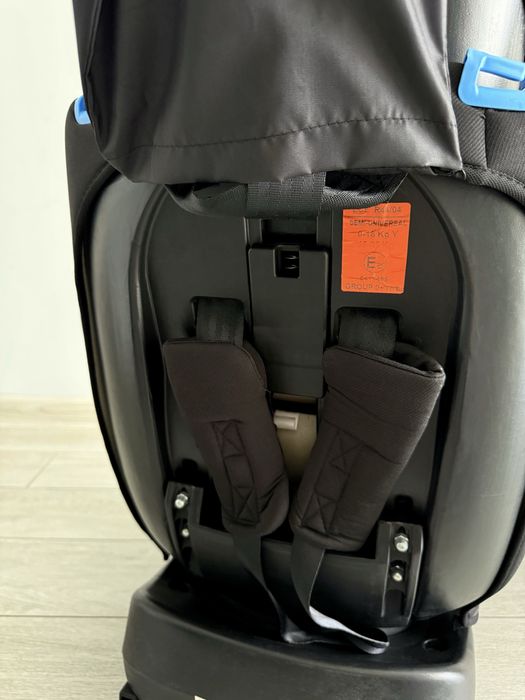 дитяче автокрісло El Camino ISOFIX, чорного кольору