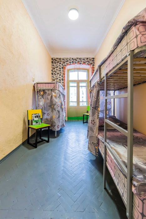 Хостел! Світло та опалення є!  Доба 250 грн, 10 хвилин м.Вокзальна!