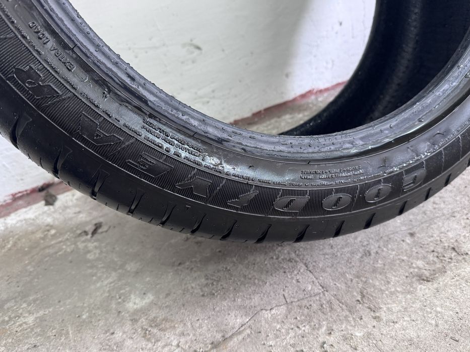 Продам резину 245/45/R19 Goodyear