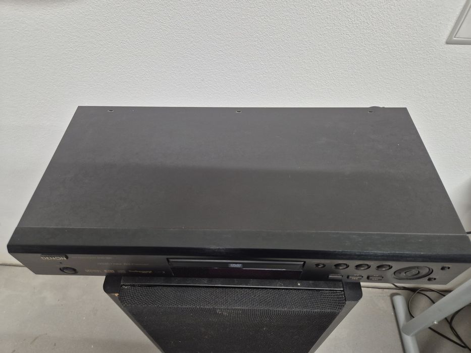 Denon DVD-900 + pilot