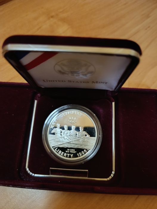 США 1 долар. 1996р. XXVI Літні олімпійськи ігри ! СРІБЛО. Сертифікат!