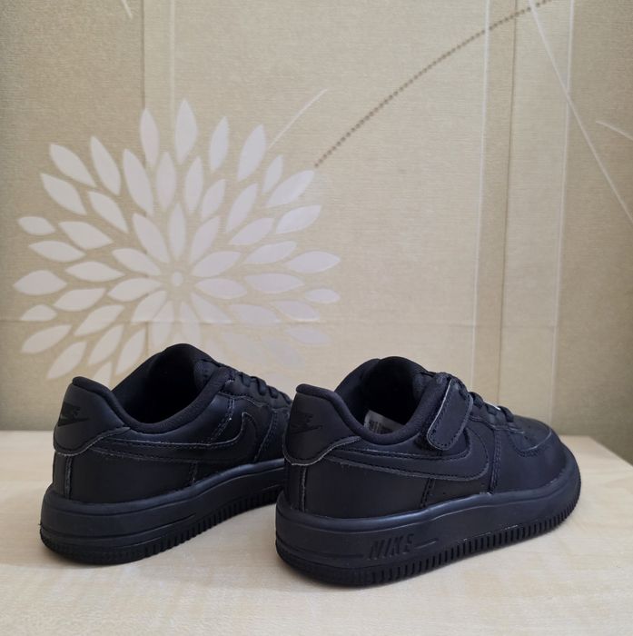 Дитячі кросівки Nike Air Force 1 Low розмір 27