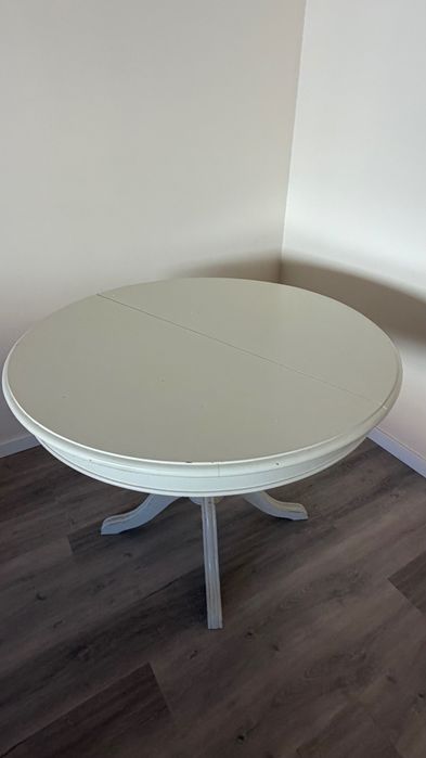 Mesa de jantar extensível