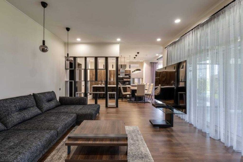 Новий будинок в КМ «Золоче» с.Вишеньки,СУПЕР ЦІНА,з ремонтом і меблями