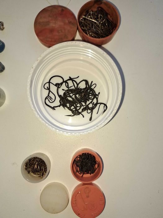 Рыбацкие принадлежности, снасти