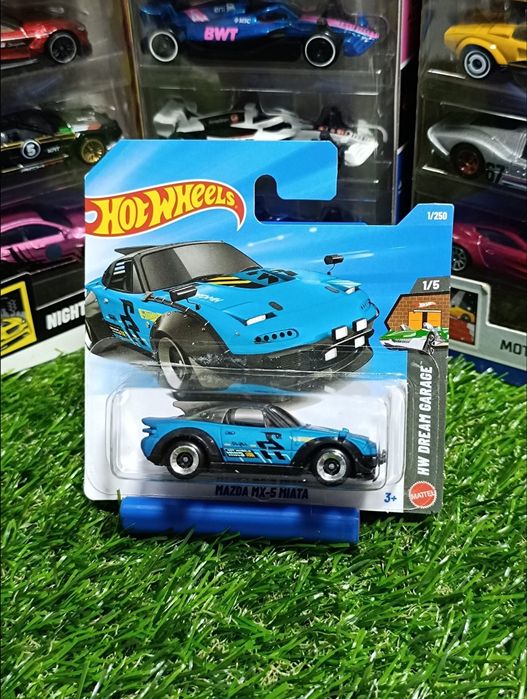 Hot Wheels Mazda MX-5 Miata