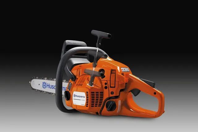 Pilarka Spalinowa Piła Do Drewna Husqvarna 135 14" Mark Ii 1,6 Kw