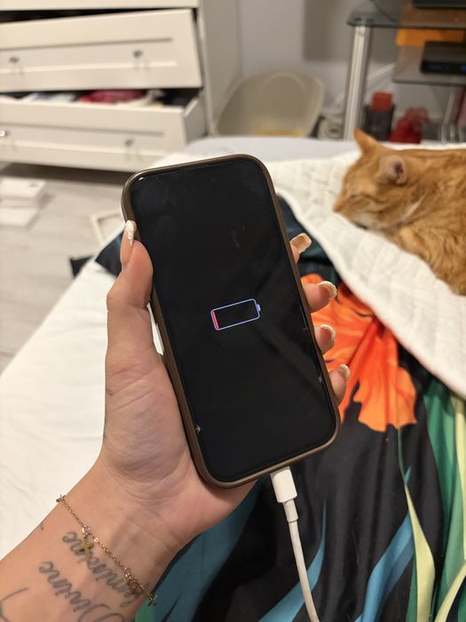 Iphone 16 128GB biały