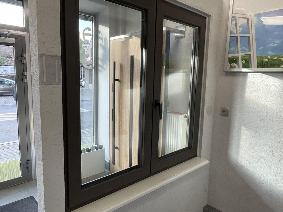 Okno Veka kolor szary matowy 1465x1435