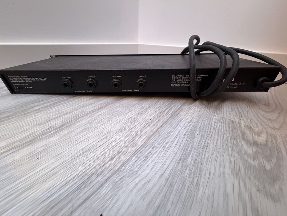 Rocktron Hush IIC Stereo Noise Reduction System.
