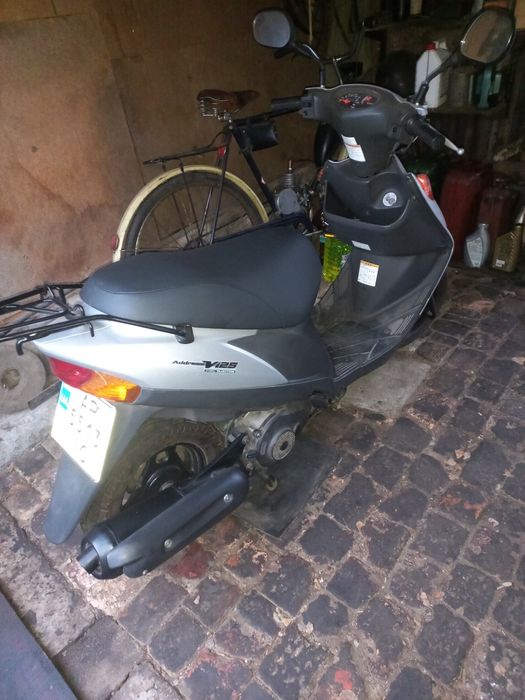Продам сузуки адрес 125 g