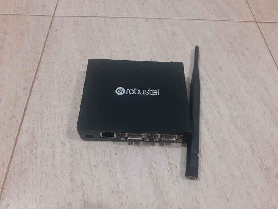 Router R1500 4L robustel