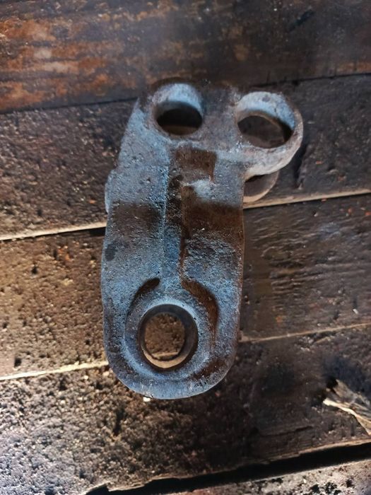 Продам краб навіски МТЗ,поперечка,серьга,вихлопна,колектор т 40