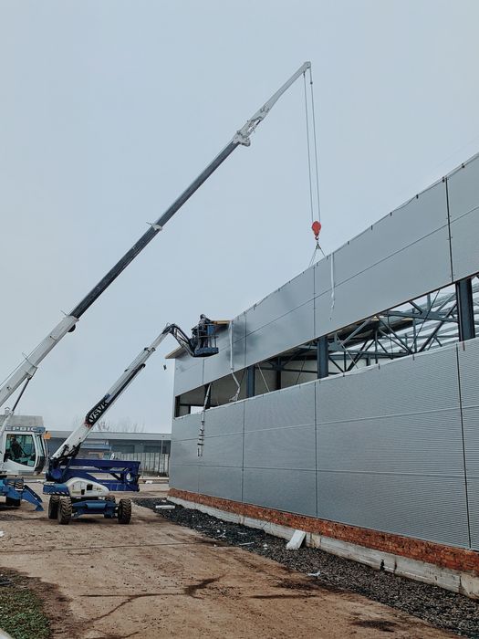 Будівництво ангарів,холодильних камер, монтаж сендвіч панелей