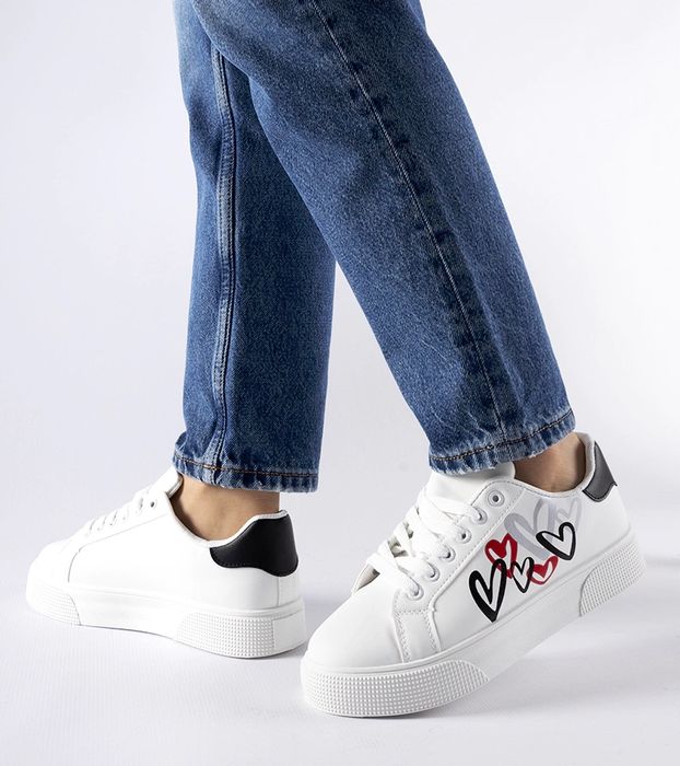 Białe sneakersy na platformie Montclair