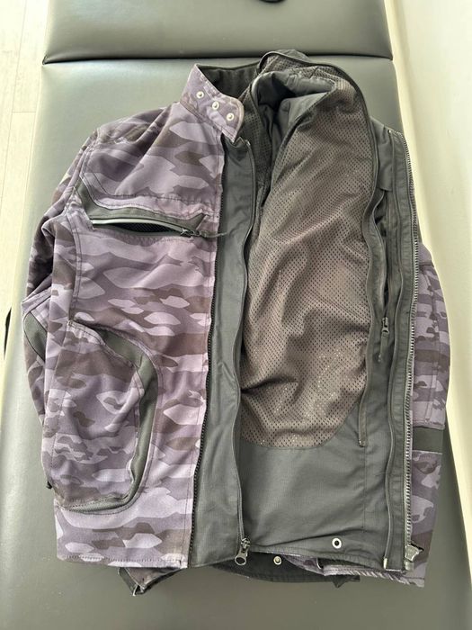 Мотокуртка мілітарі