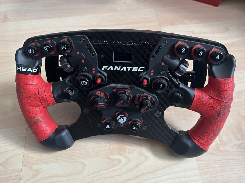 Volante Fanatec ClubSport Formula V2.5 (PC / PlayStation / Xbox*)