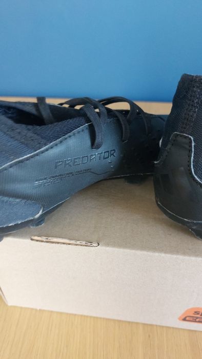 Korki piłkarskie Adidas Predator r. 38