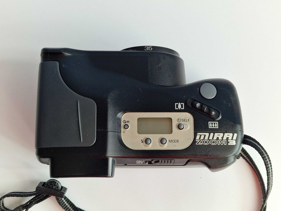 Aparat analogowy Ricoh Mirai Zoom 3