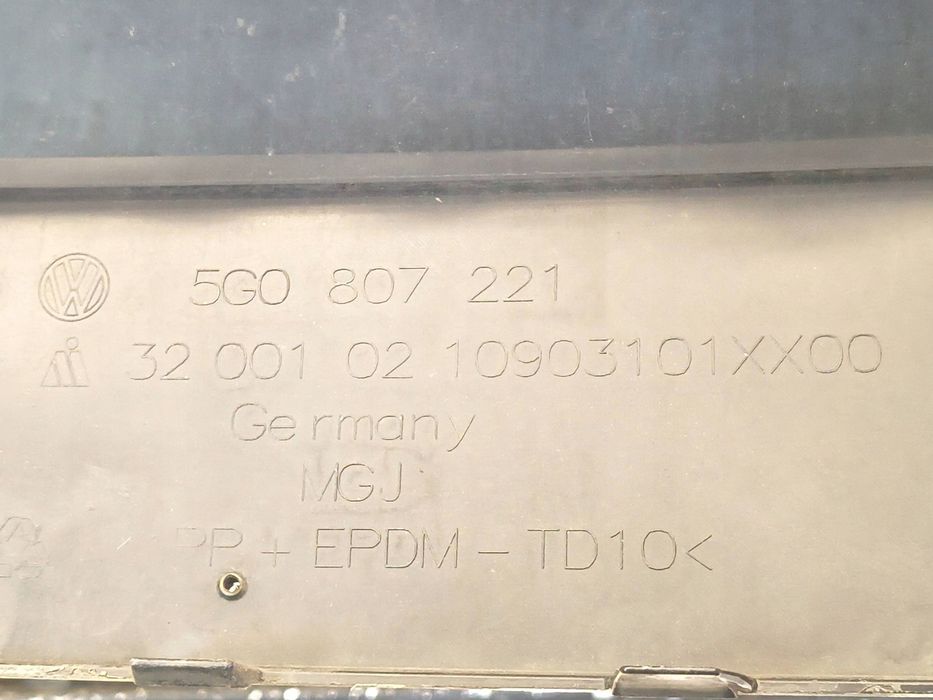 vw golf vii zderzak przód 5g0807221