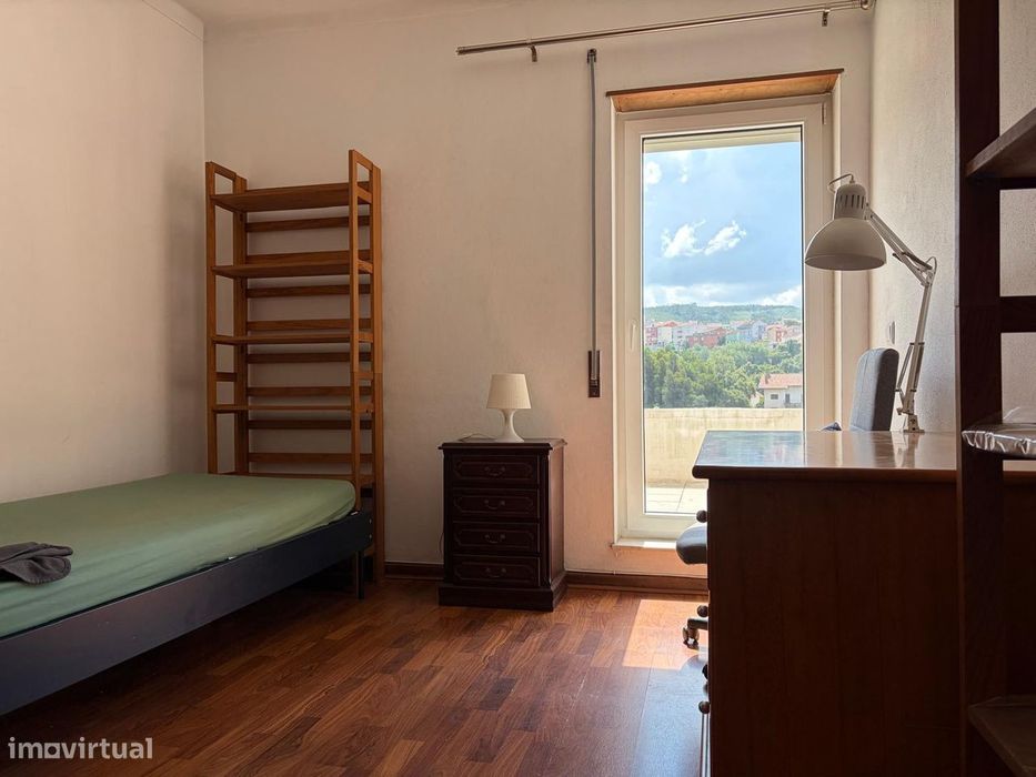 Excelente apartamento T3 duplex, renovado e completamente mobilado