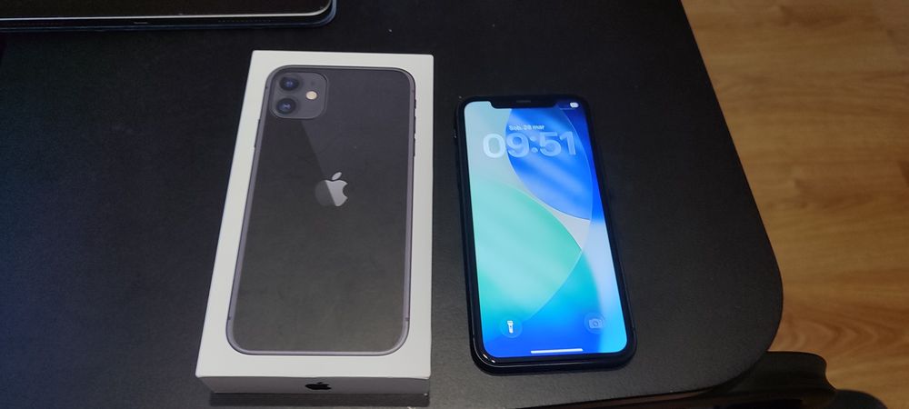 iPhone 11 +kabel