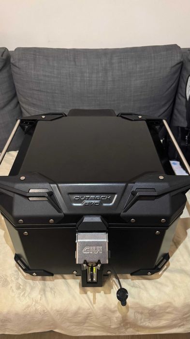 Top case Givi Trekker Outback Smart Evo - Completo