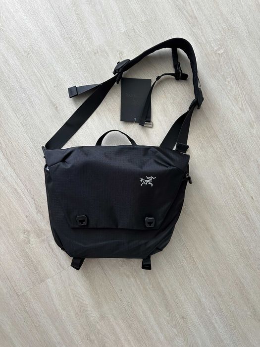 Arc’teryx Granville Courier Bag