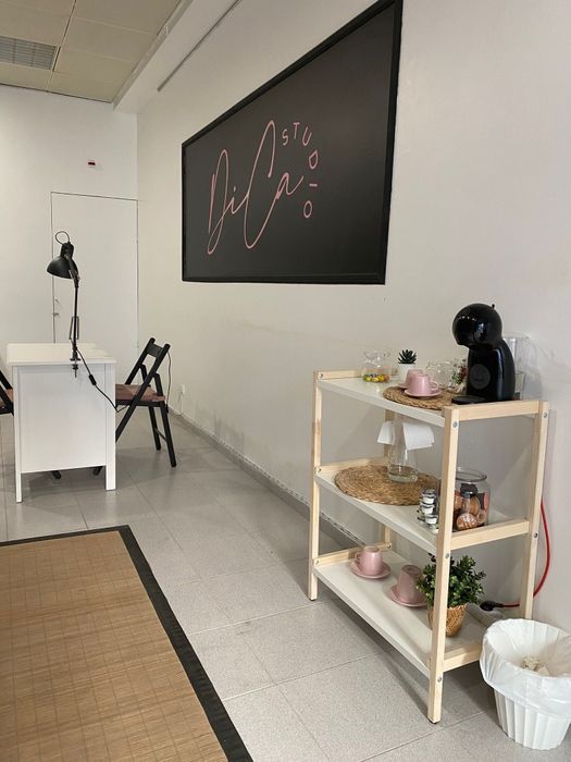 Sala principal num salão de beleza