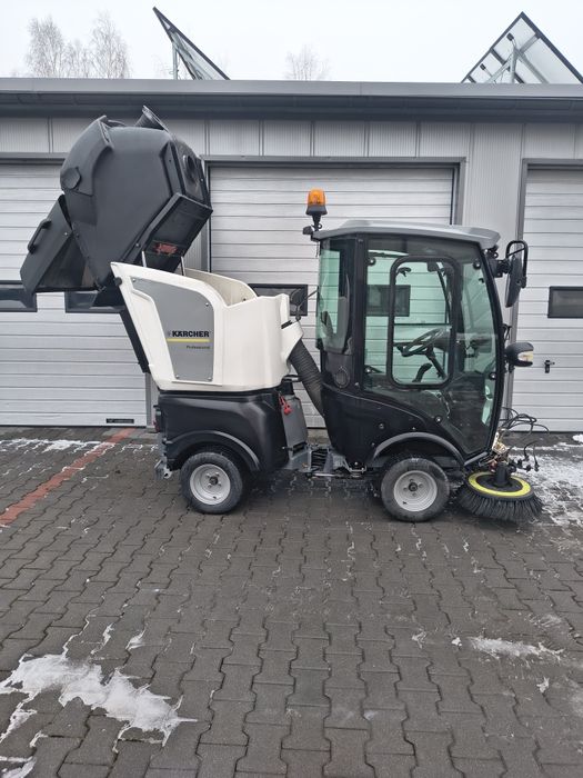 Zamiatarka nośnik narzędzi Karcher MC 50