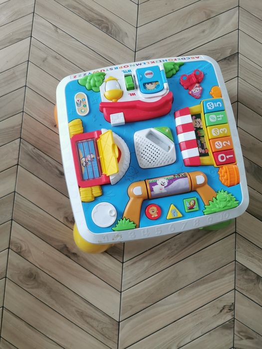 Stolik Fisher Price interaktywny
